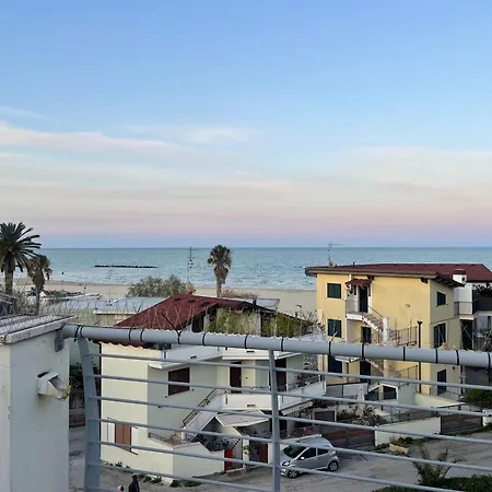 Casa Frontemare Roseto Apartment Roseto Degli Abruzzi